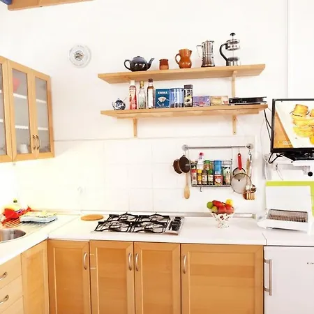 Holidays In - Office With Sea View