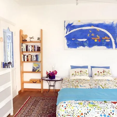 Holidays In - Office With Sea View טרחלחו