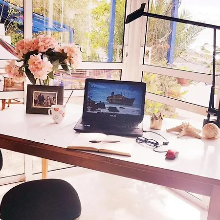 度假居 Holidays In - Office With Sea View 塔拉哈勒赫